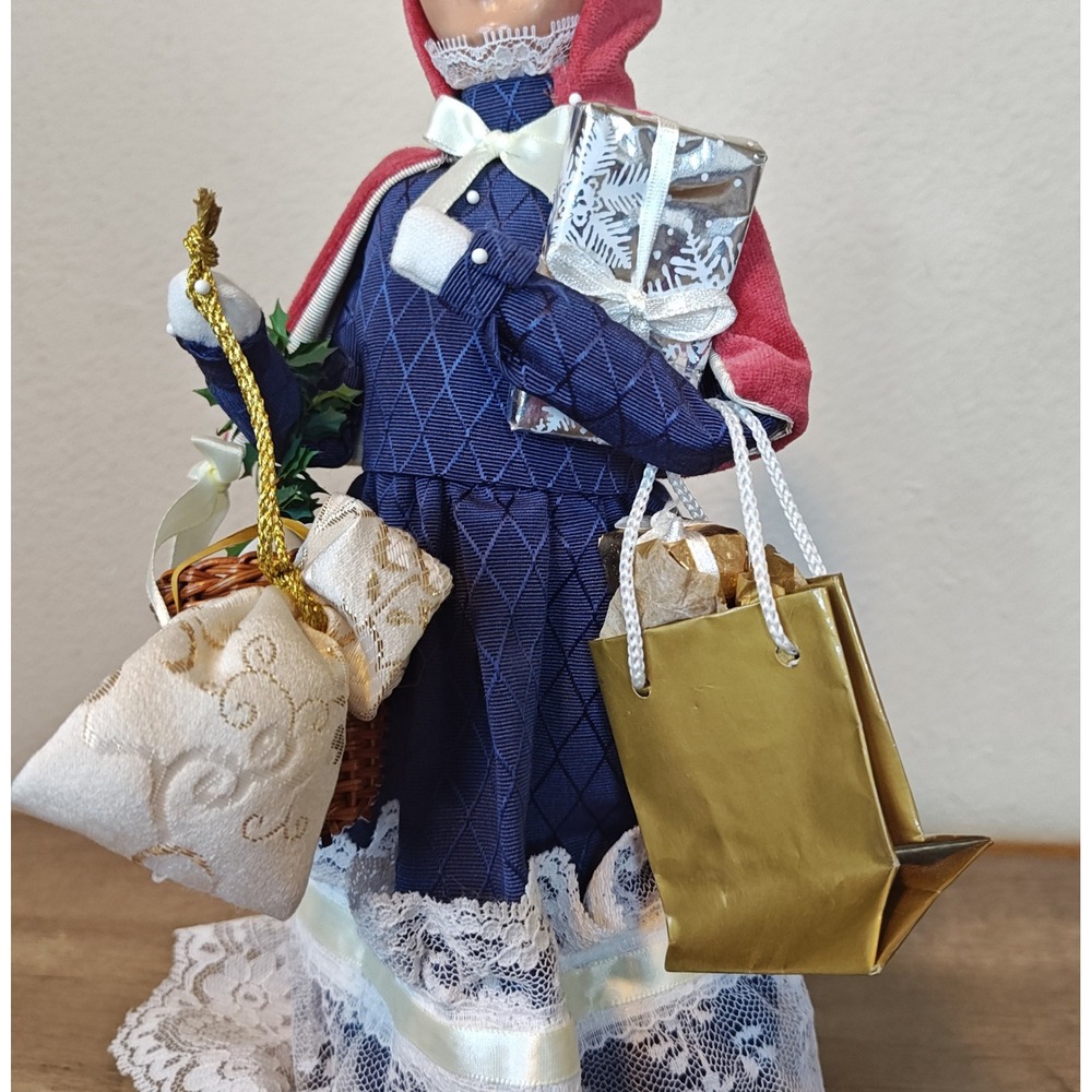 Byers Choice Victorian Shopper Caroler 03 Navy Blue Red Lace 13' LTE 32/100 - Picture 4 of 12